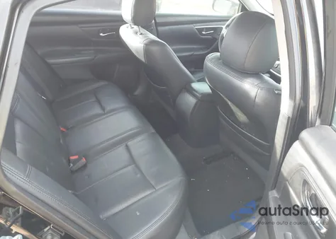 2017 Nissan Altima 2.5 S z USA, uszkodzony, nr VIN 1N4AL3AP3HC186013